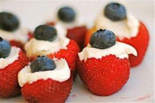 Redwhitebluefourthofjulystuffedstrawberries